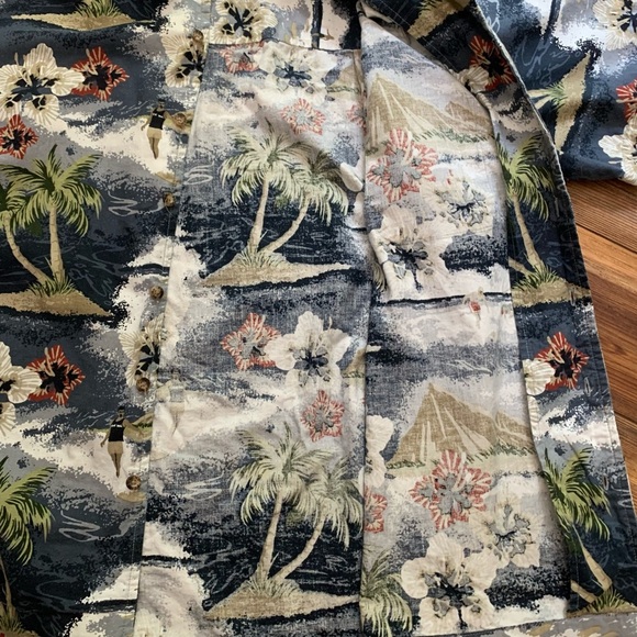 Vintage PCH Tropical Floral Button-Up Shirt Size Large - Picture 10 of 11